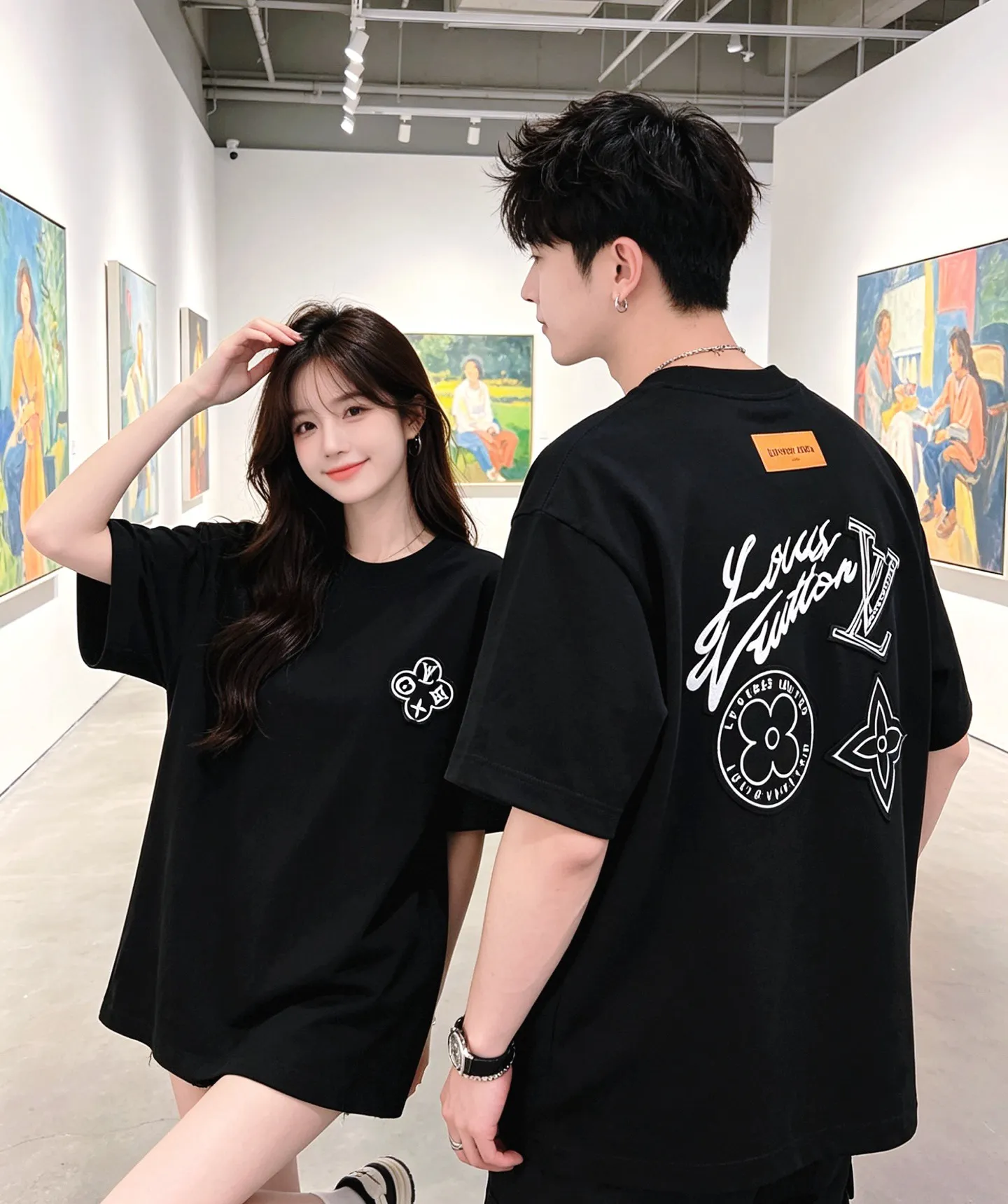 Louis Vuitton/Louis Vuitton three-flower large patch embroidered round neck short sleeves on the back